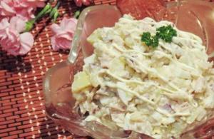 Recipe: Salads with pickled mushrooms